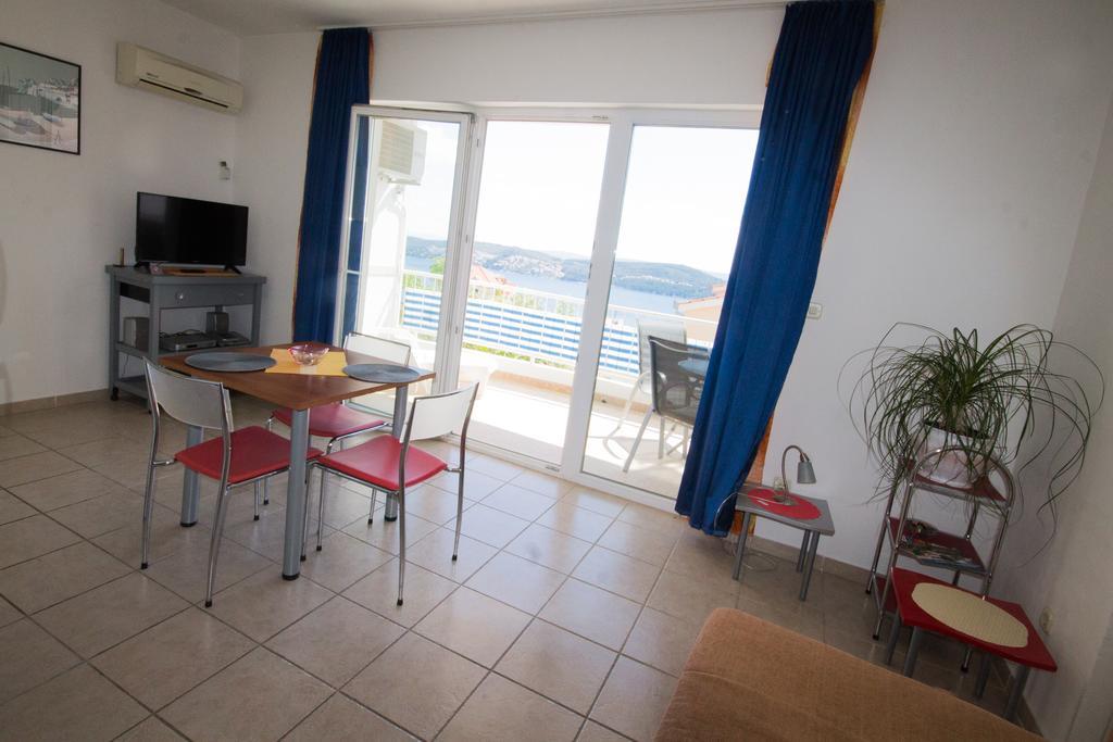 Apartments Jasna Trogir Exterior foto